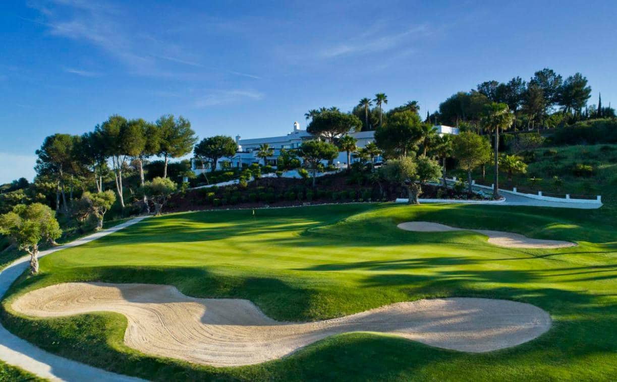2 sovrum Takvåning till salu i Estepona med pool garage - 360 000 € (Ref: 10185169)