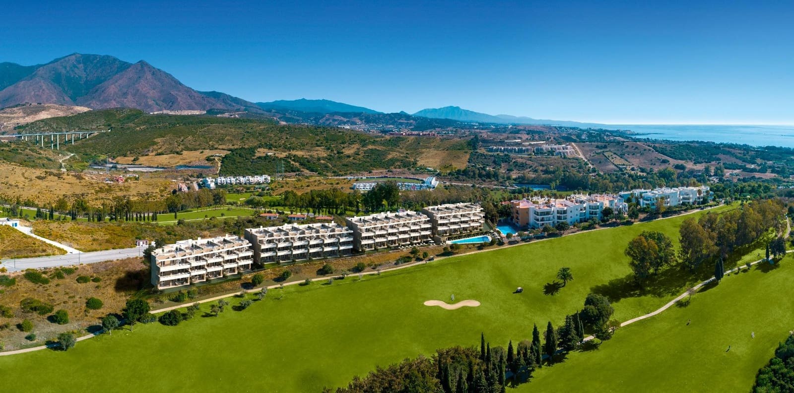 2 sovrum Takvåning till salu i Estepona med pool garage - 360 000 € (Ref: 10185169)