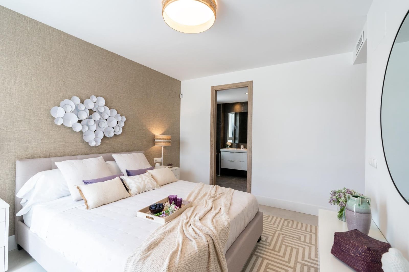 3 chambre Appartement à vendre à San Roque avec piscine garage - 460 000 € (Ref: 10185174)