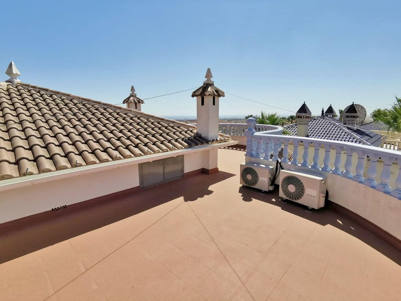 3 bedroom Villa for sale in Villamartin with pool garage - € 455,000 (Ref: 8324467)