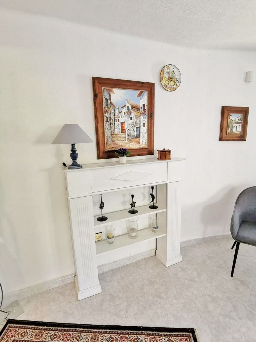 3 bedroom Villa for sale in Villamartin with pool garage - € 455,000 (Ref: 8324467)