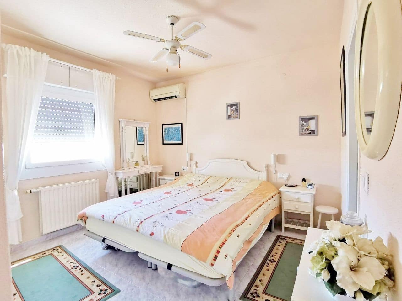 3 bedroom Villa for sale in Villamartin with pool garage - € 455,000 (Ref: 8324467)