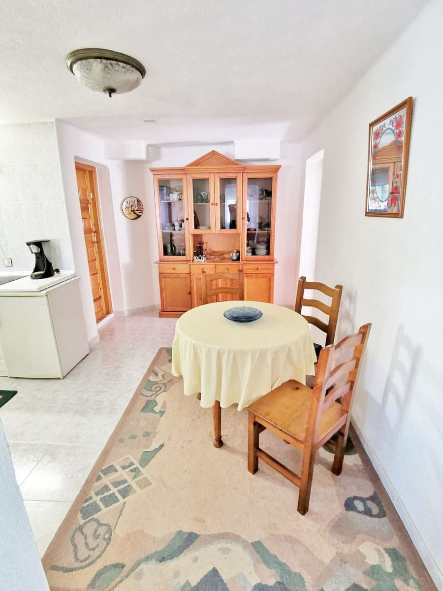 3 bedroom Villa for sale in Villamartin with pool garage - € 455,000 (Ref: 8324467)