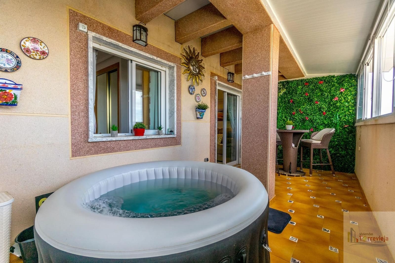 3 makuuhuone Kattohuoneisto myytävänä paikassa Torrevieja - 138 000 € (Ref: 8531619)