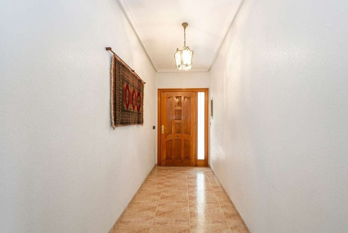 6 soverom Villa til salgs i Cabo Roig med svømmebasseng garasje - € 1 200 000 (Ref: 8685857)