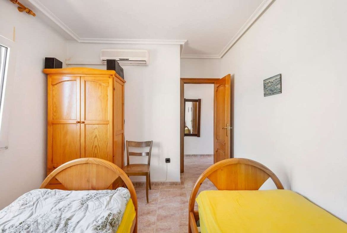 6 soverom Villa til salgs i Cabo Roig med svømmebasseng garasje - € 1 200 000 (Ref: 8685857)