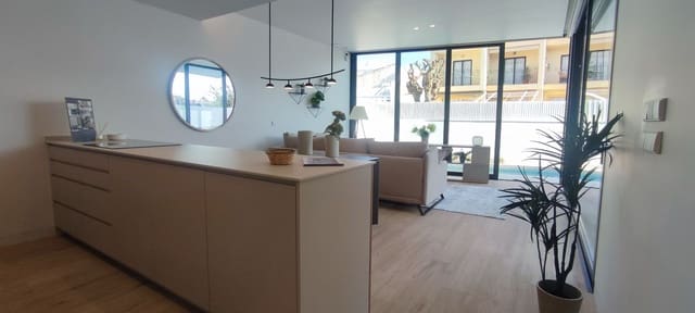 3 quarto Moradia para venda em Torre de la Horadada, Pilar de la Horadada com piscina garagem - 647 000 € (Ref: 8691016)