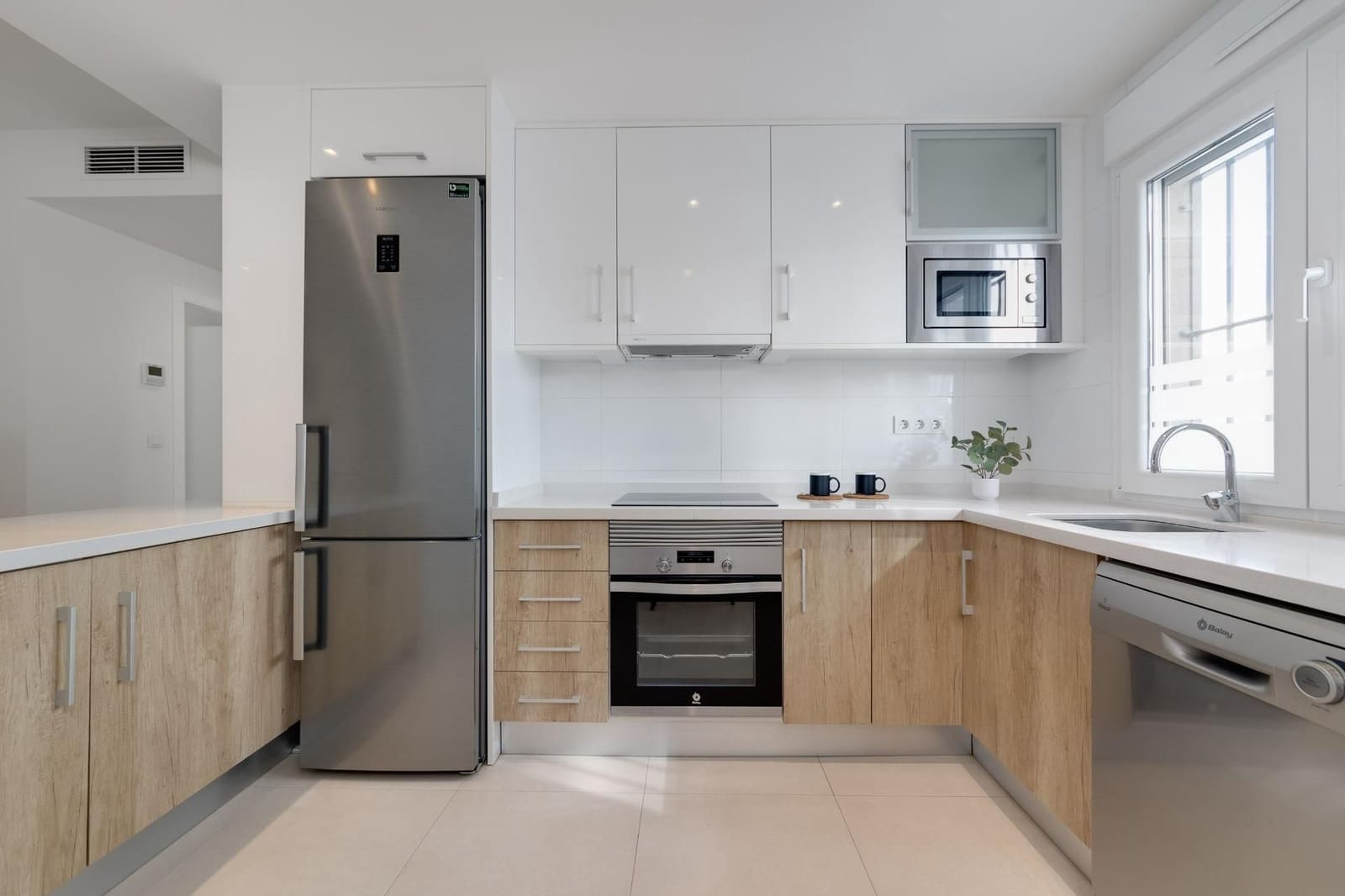 2 bedroom Bungalow for sale in Torrevieja with pool garage - € 255,000 (Ref: 8781141)