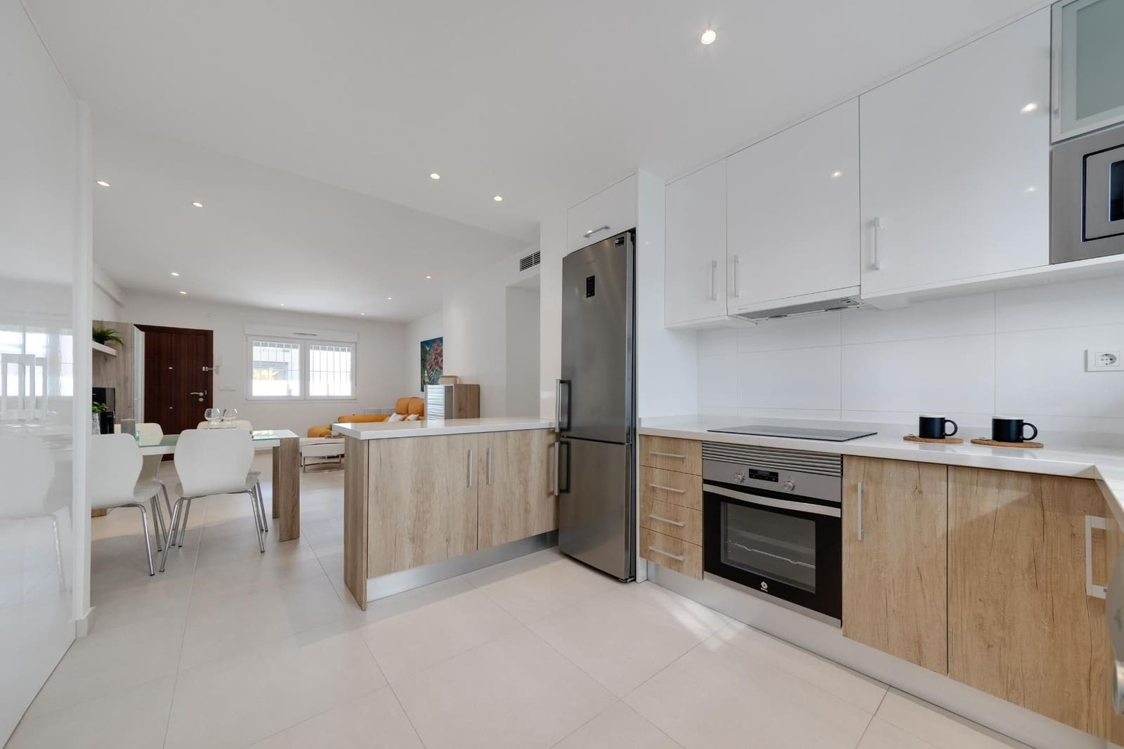 2 bedroom Bungalow for sale in Torrevieja with pool garage - € 255,000 (Ref: 8781141)