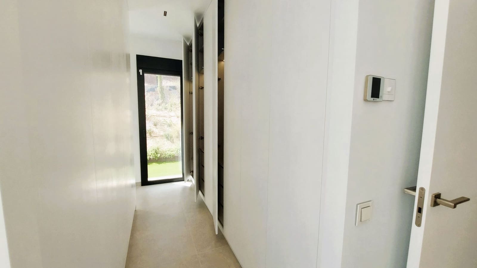 3 sypialnia Willa na sprzedaż w Orihuela Costa z basenem garażem - 1 150 000 € (Ref: 8783516)