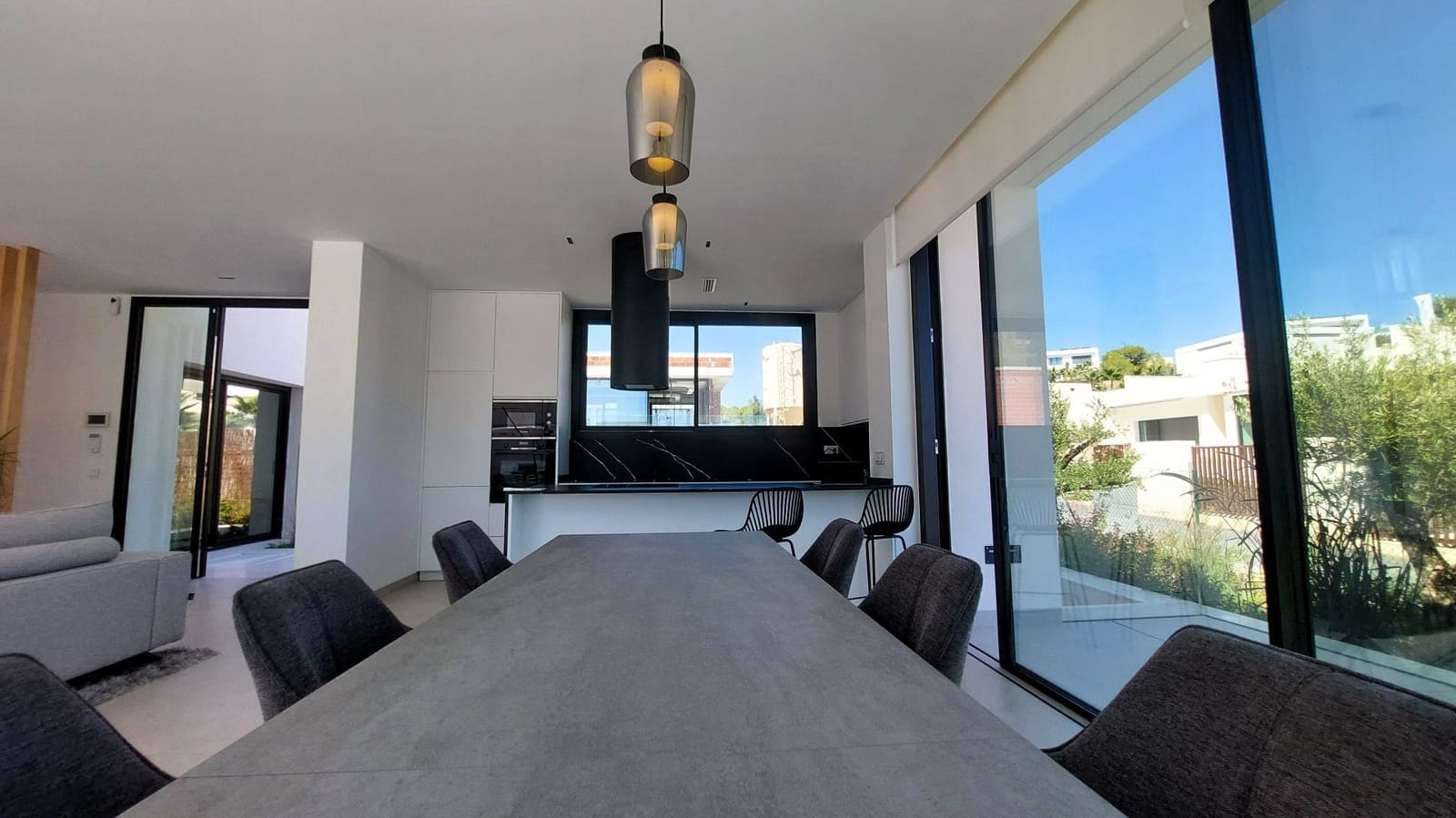 3 sypialnia Willa na sprzedaż w Orihuela Costa z basenem garażem - 1 150 000 € (Ref: 8783516)