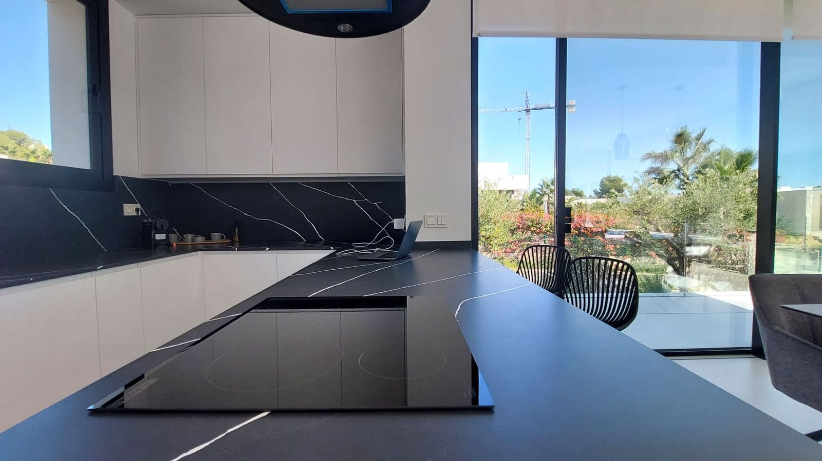 3 sypialnia Willa na sprzedaż w Orihuela Costa z basenem garażem - 1 150 000 € (Ref: 8783516)