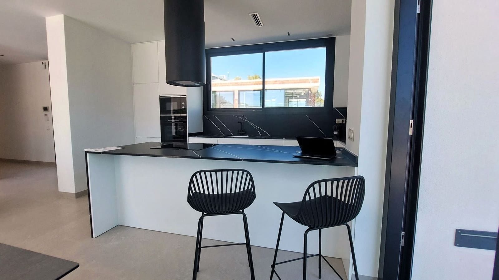 3 sypialnia Willa na sprzedaż w Orihuela Costa z basenem garażem - 1 150 000 € (Ref: 8783516)