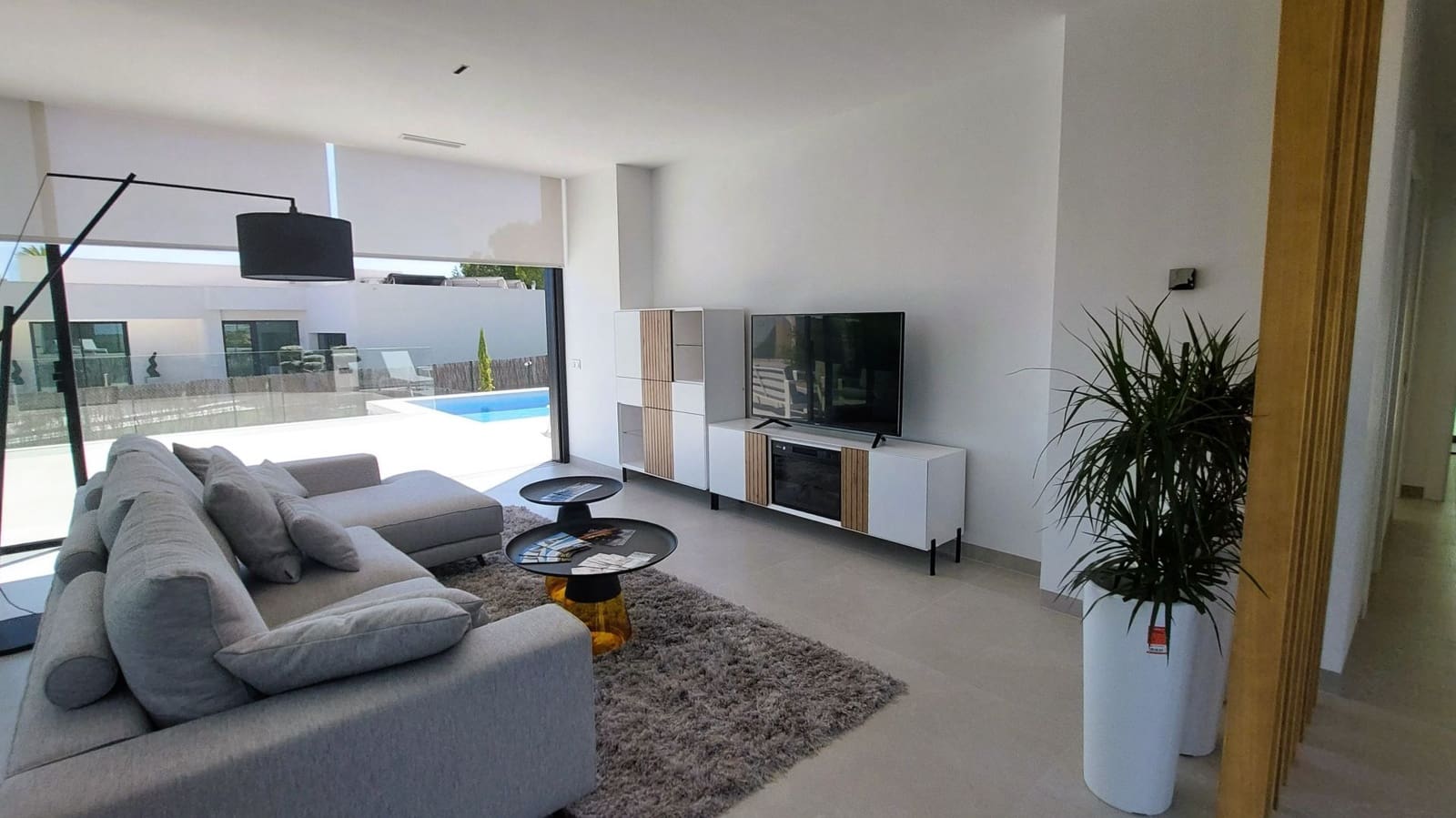 3 sypialnia Willa na sprzedaż w Orihuela Costa z basenem garażem - 1 150 000 € (Ref: 8783516)