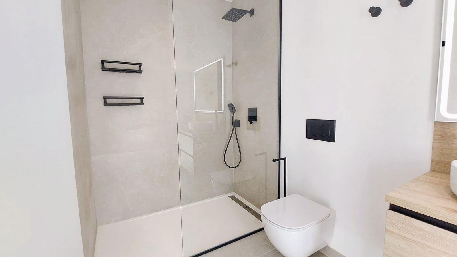 3 sypialnia Willa na sprzedaż w Orihuela Costa z basenem garażem - 1 150 000 € (Ref: 8783516)