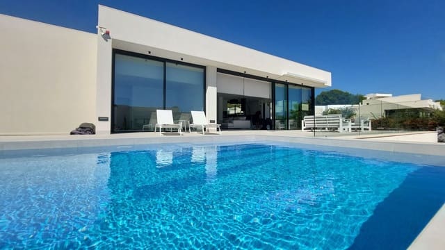 3 sypialnia Willa na sprzedaż w Orihuela Costa, Orihuela z basenem garażem - 1 150 000 € (Ref: 8783516)