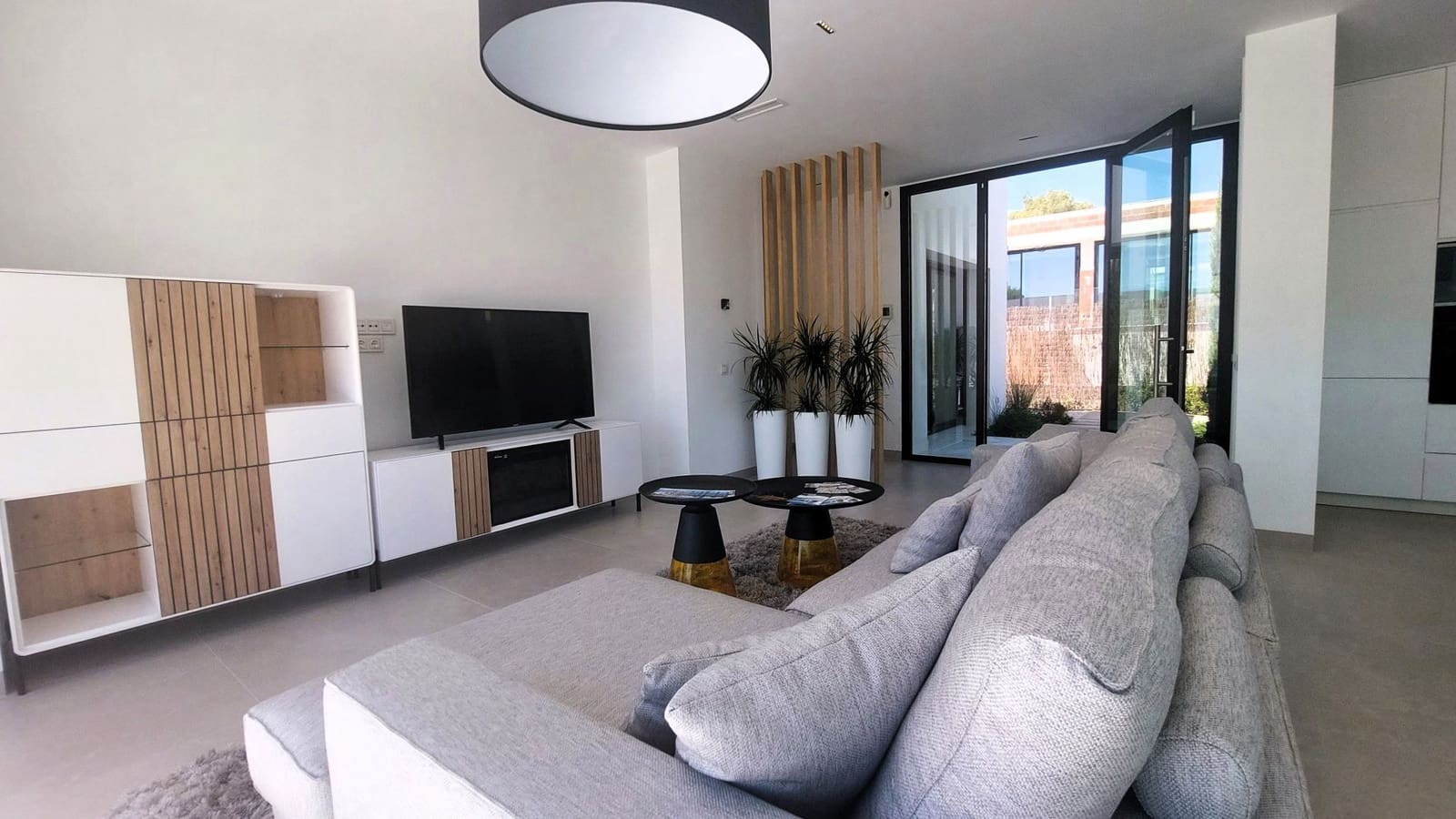 3 sypialnia Willa na sprzedaż w Orihuela Costa z basenem garażem - 1 150 000 € (Ref: 8783516)