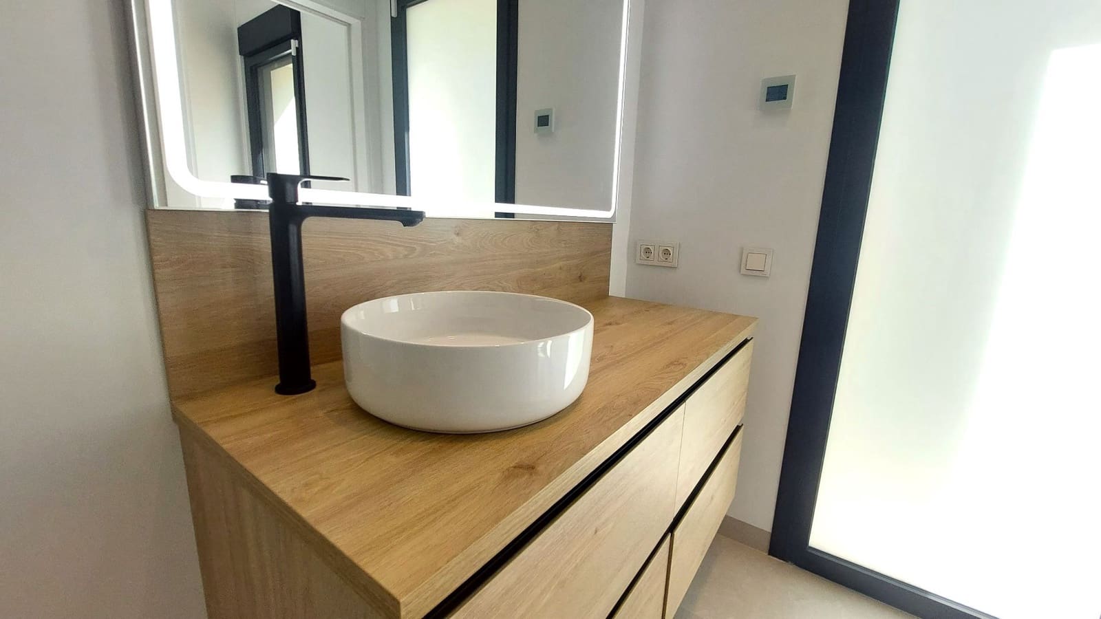 3 sypialnia Willa na sprzedaż w Orihuela Costa z basenem garażem - 1 150 000 € (Ref: 8783516)