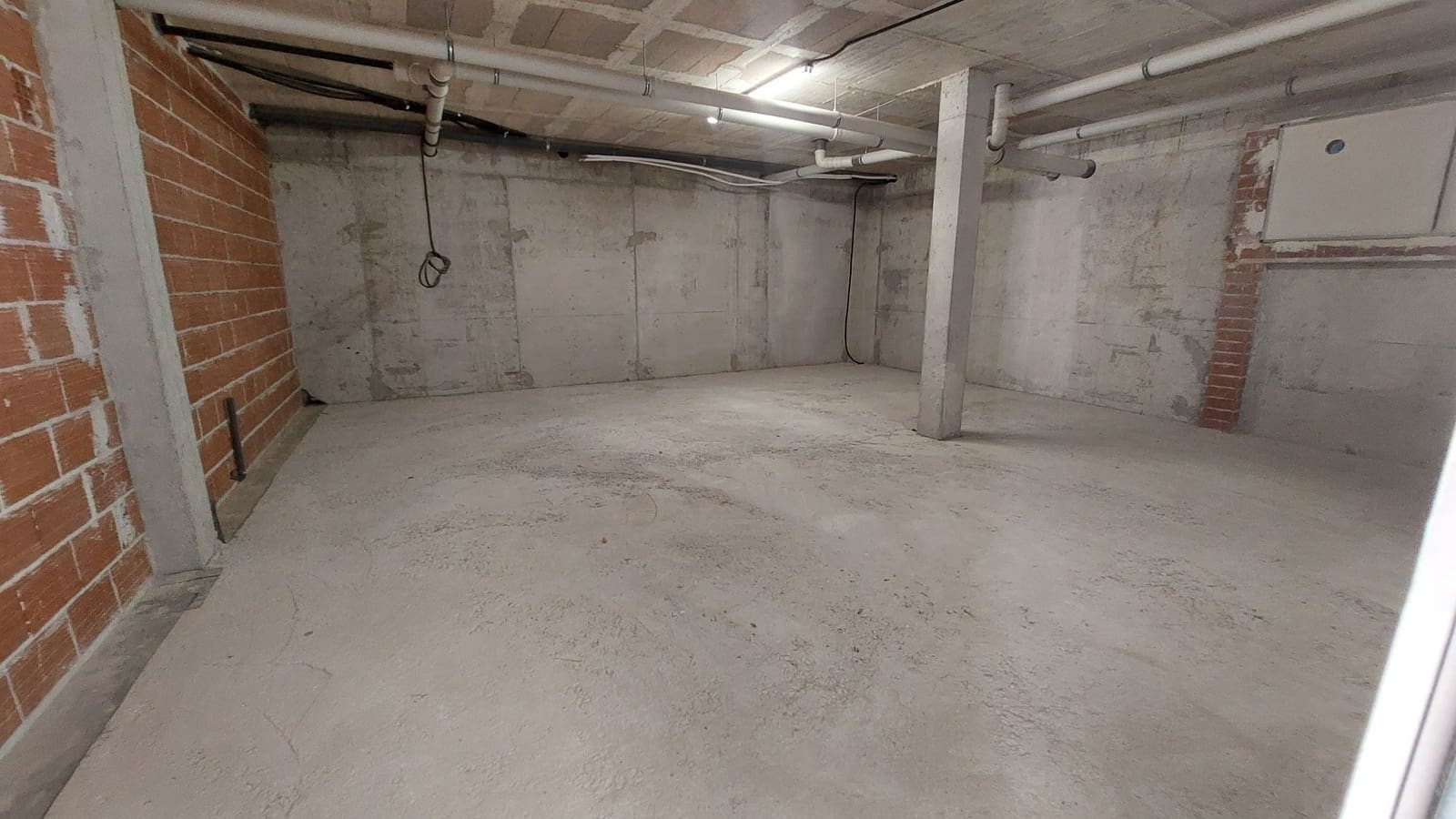 3 sypialnia Willa na sprzedaż w Orihuela Costa z basenem garażem - 1 150 000 € (Ref: 8783516)