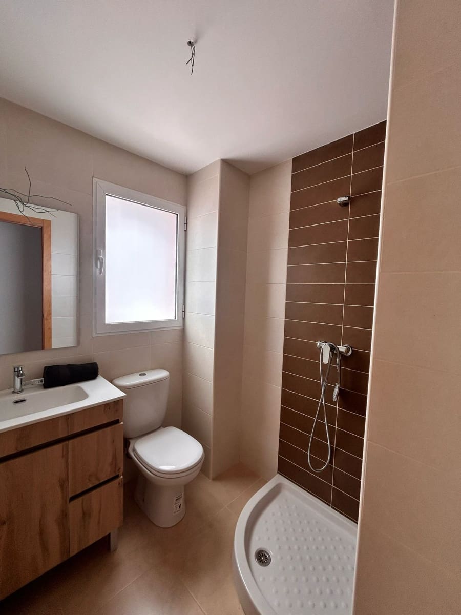 Apartamento de 2 habitaciones en Cabo Roig en venta con piscina - 186.500 € (Ref: 8894504)