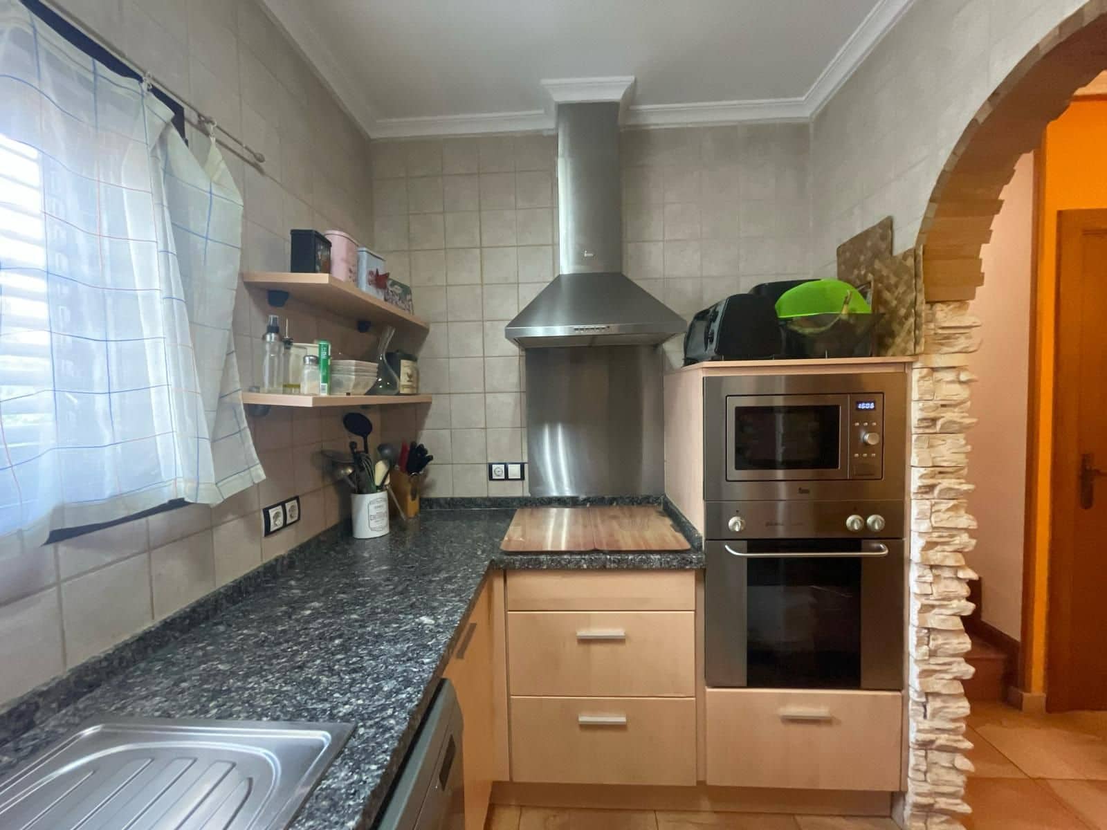 Bungalow de 2 habitaciones en Torrevieja en venta con piscina garaje - 179.900 € (Ref: 8907209)