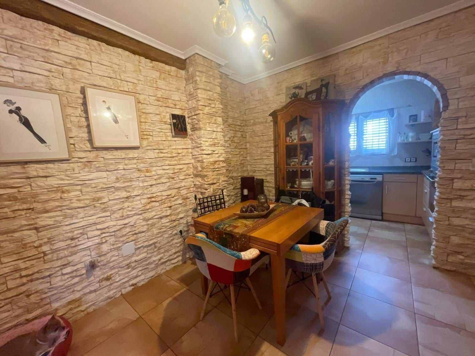 Bungalow de 2 habitaciones en Torrevieja en venta con piscina garaje - 179.900 € (Ref: 8907209)