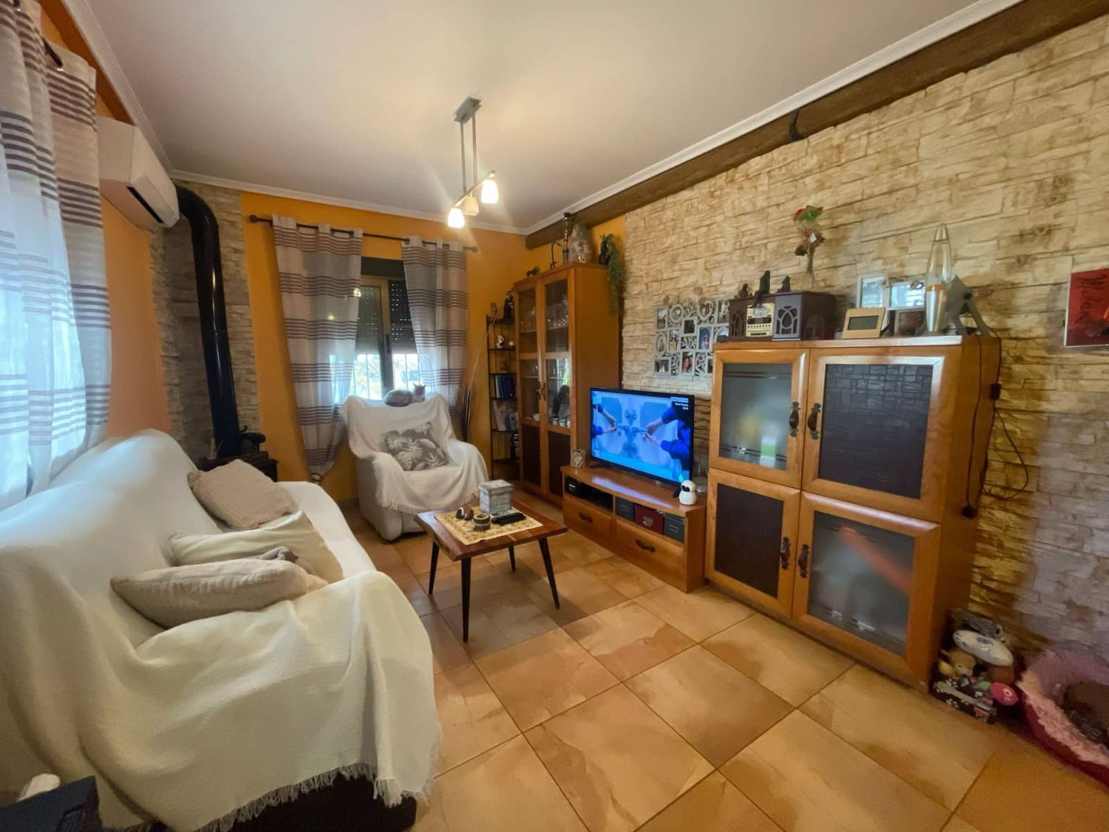 Bungalow de 2 habitaciones en Torrevieja en venta con piscina garaje - 179.900 € (Ref: 8907209)