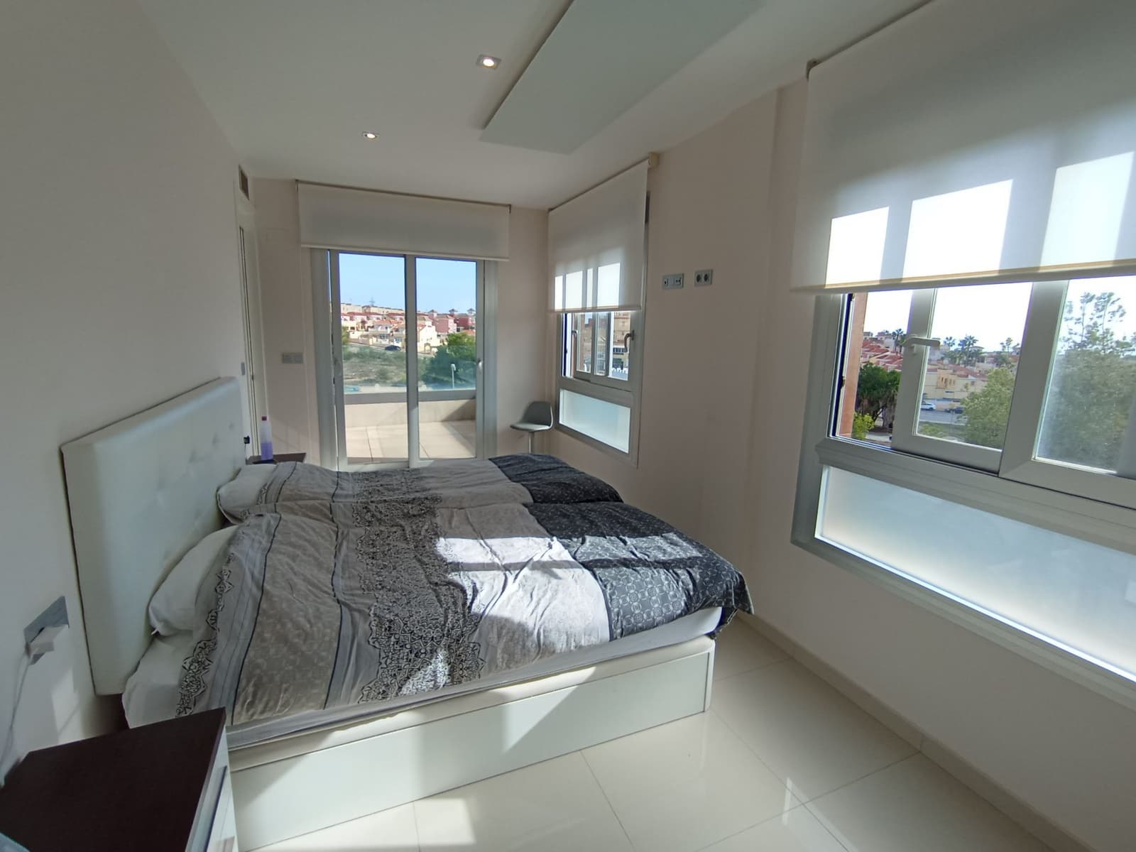 3 bedroom Villa for sale in Villamartin - € 435,000 (Ref: 8907214)