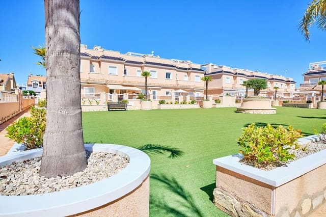 Apartamento de 2 habitaciones en Cabo Roig, Orihuela en venta con piscina garaje - 219.000 € (Ref: 8910832)