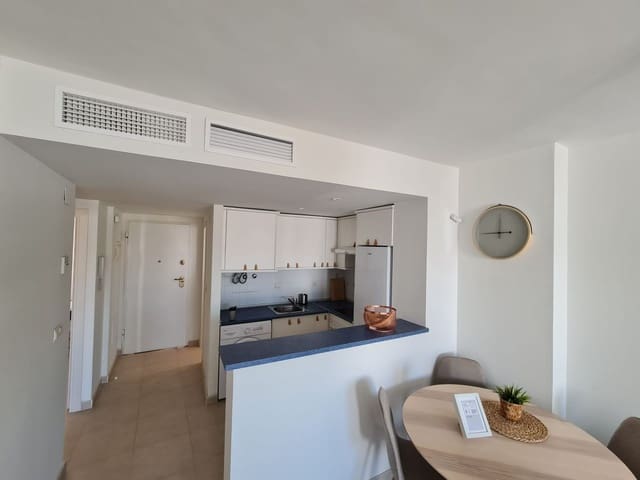 2 soverom Leilighet til salgs i Villamartin, Orihuela med svømmebasseng - € 182 000 (Ref: 8982152)