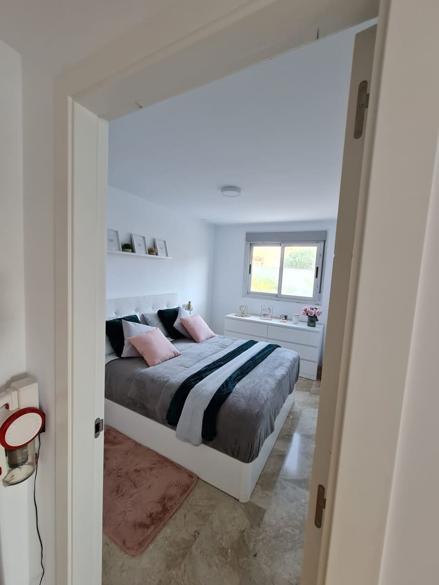 2 bedroom Apartment for sale in Villamartin - € 185,000 (Ref: 8982153)