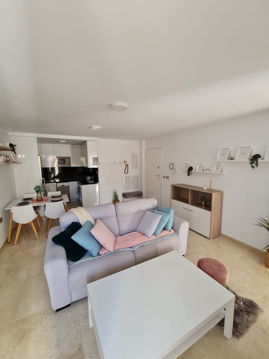 2 bedroom Apartment for sale in Villamartin - € 185,000 (Ref: 8982153)