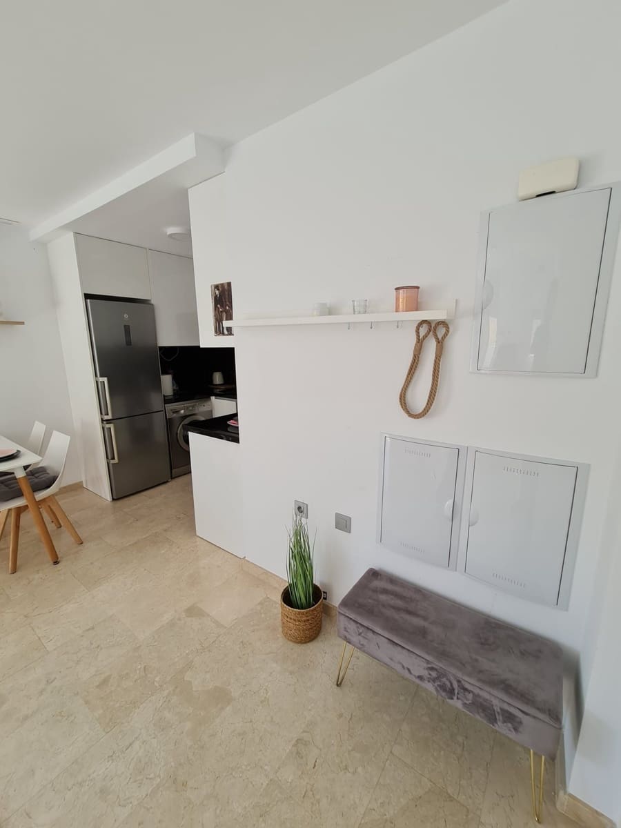 2 bedroom Apartment for sale in Villamartin - € 185,000 (Ref: 8982153)