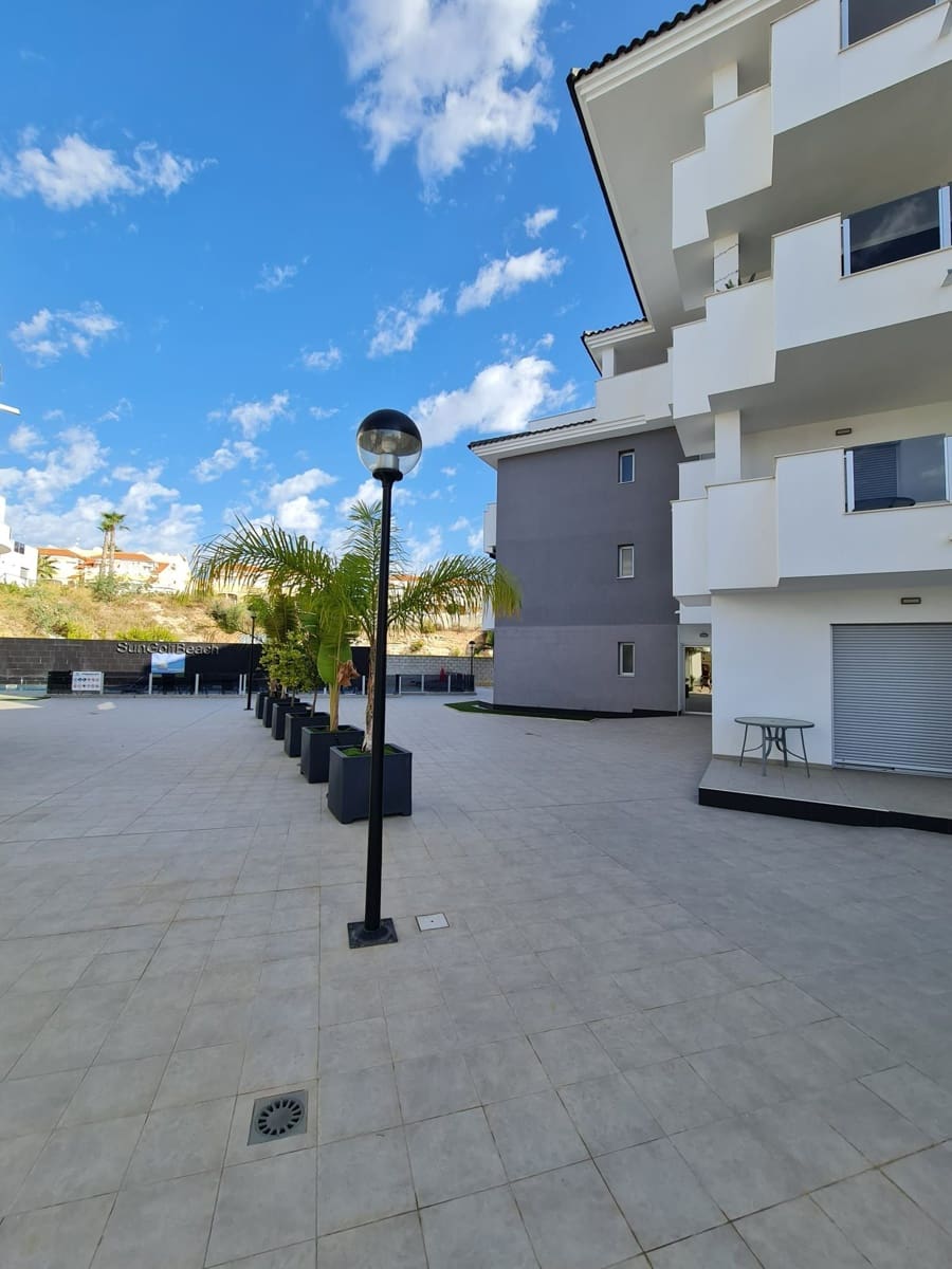 2 bedroom Apartment for sale in Villamartin - € 185,000 (Ref: 8982153)