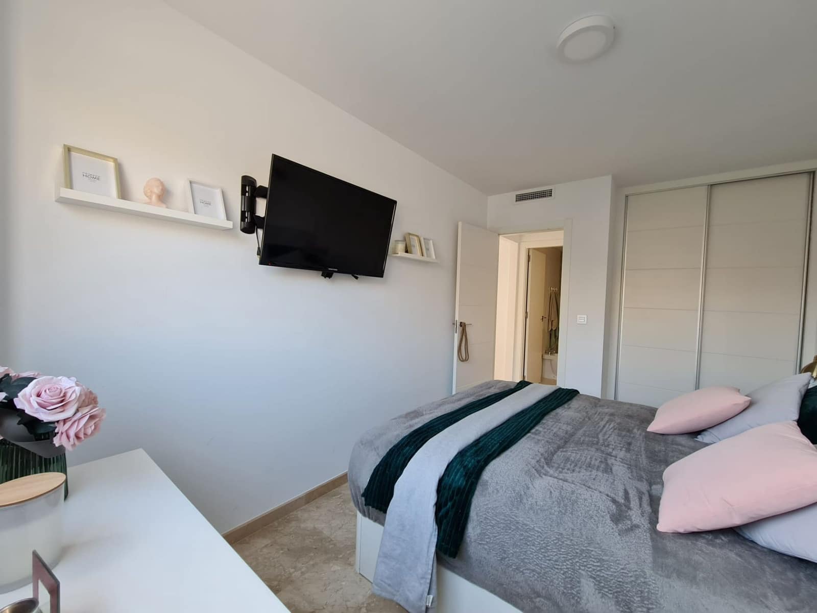 2 bedroom Apartment for sale in Villamartin - € 185,000 (Ref: 8982153)