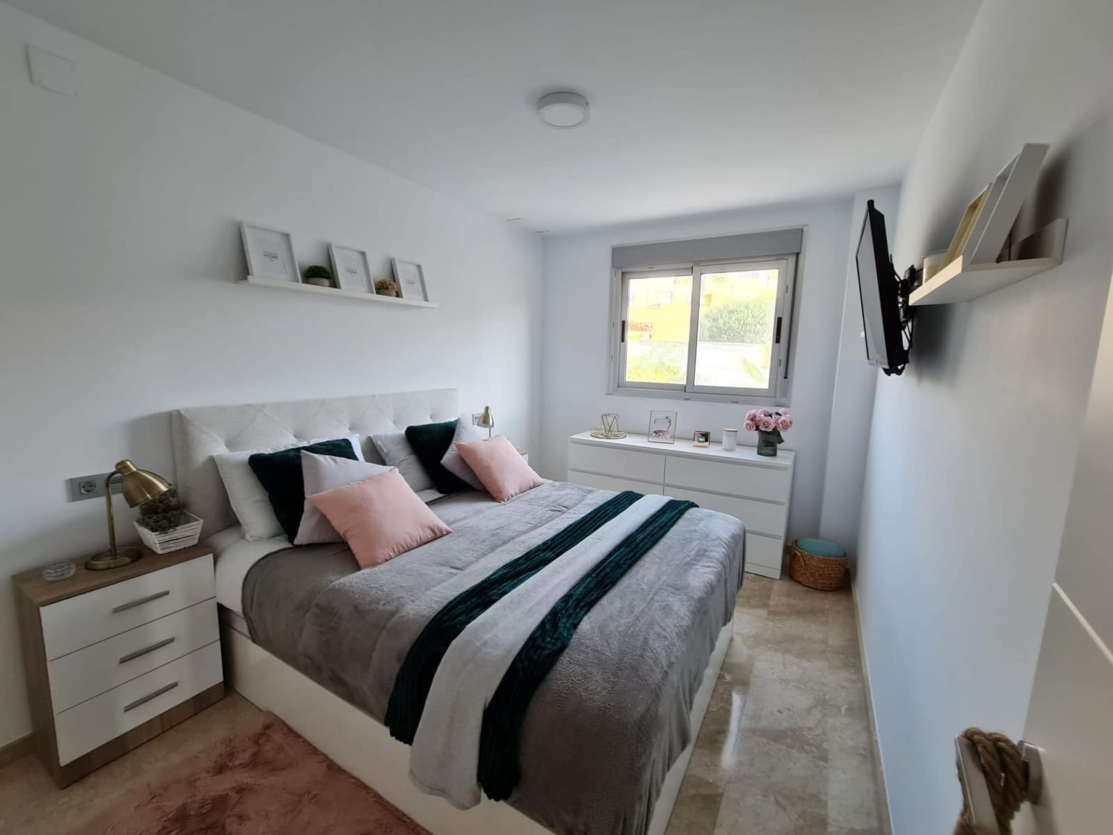 2 bedroom Apartment for sale in Villamartin - € 185,000 (Ref: 8982153)