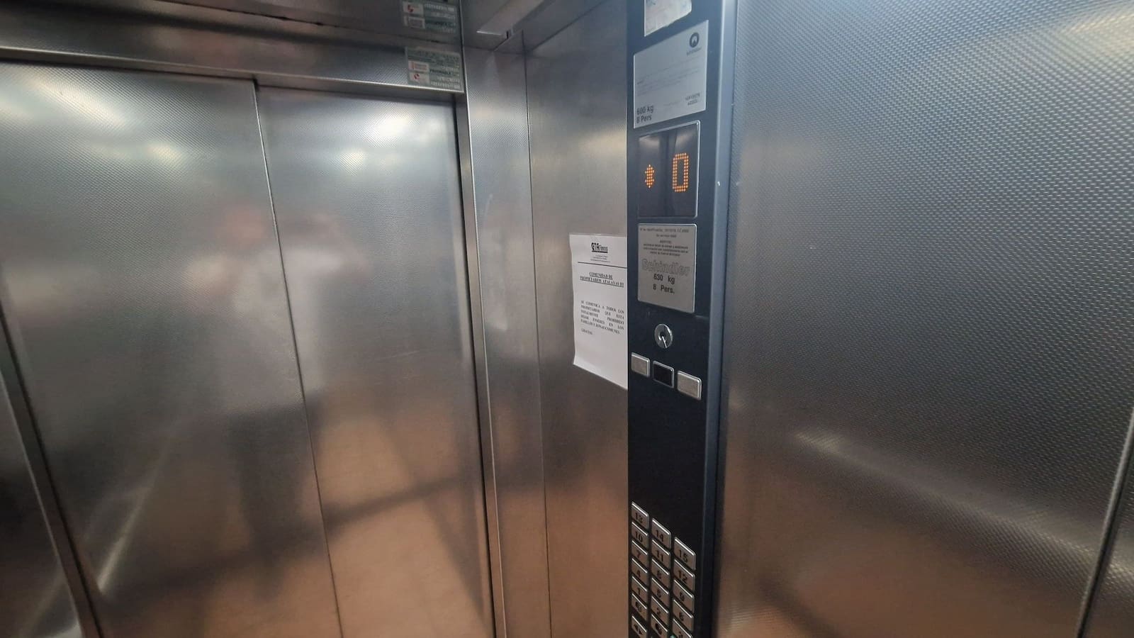 2 bedroom Apartment for sale in Torrevieja with pool - € 229,900 (Ref: 8982154)