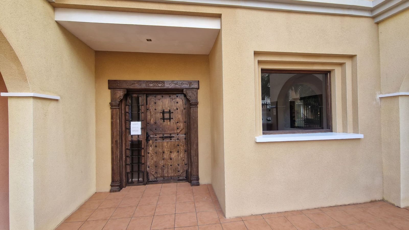 2 bedroom Apartment for sale in Torrevieja with pool - € 229,900 (Ref: 8982154)