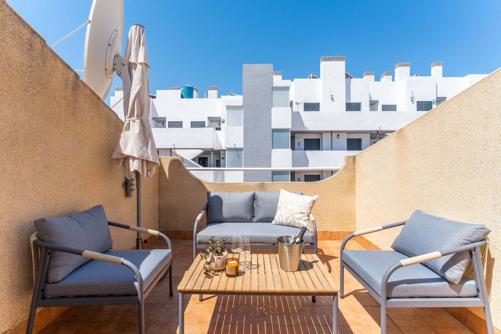 2 soverom Hus til salgs i Villamartin med svømmebasseng - € 197 000 (Ref: 9026445)