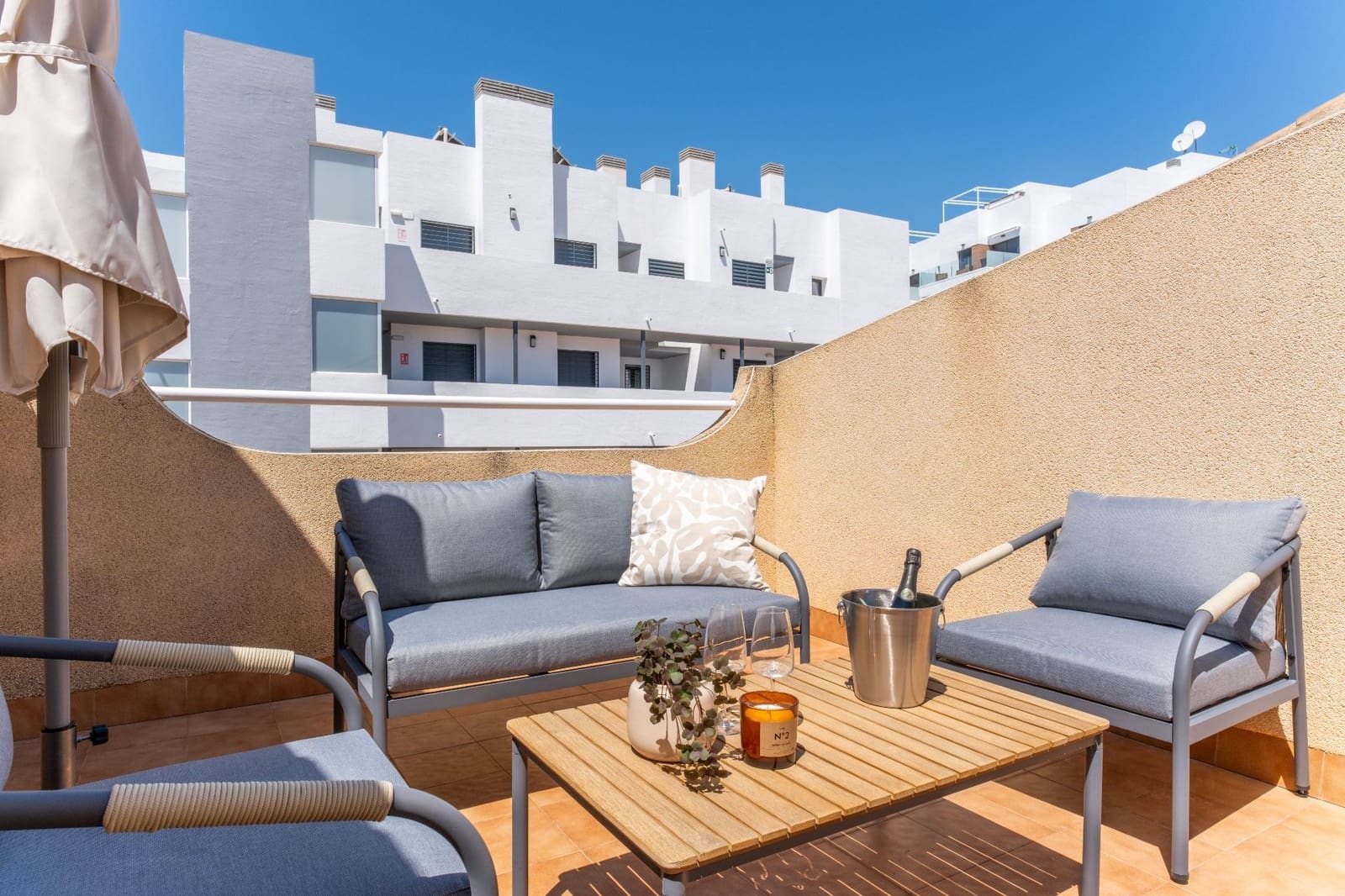 2 soverom Hus til salgs i Villamartin med svømmebasseng - € 197 000 (Ref: 9026445)