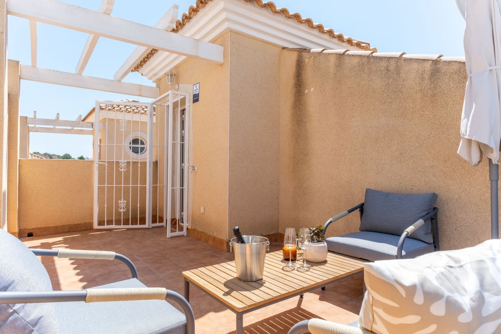 2 soverom Hus til salgs i Villamartin med svømmebasseng - € 197 000 (Ref: 9026445)