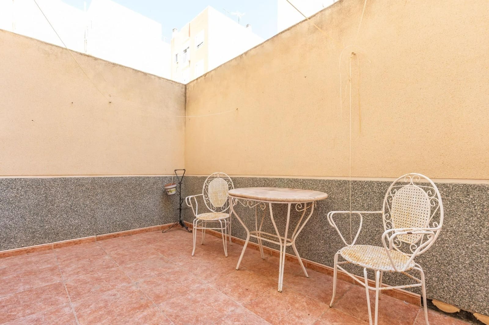 1 bedroom Apartment for sale in Torrevieja with pool - € 103,260 (Ref: 9026446)