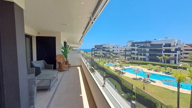 Apartamento de 2 habitaciones en Playa Flamenca, Orihuela en venta con piscina garaje - 349.999 € (Ref: 9134100)
