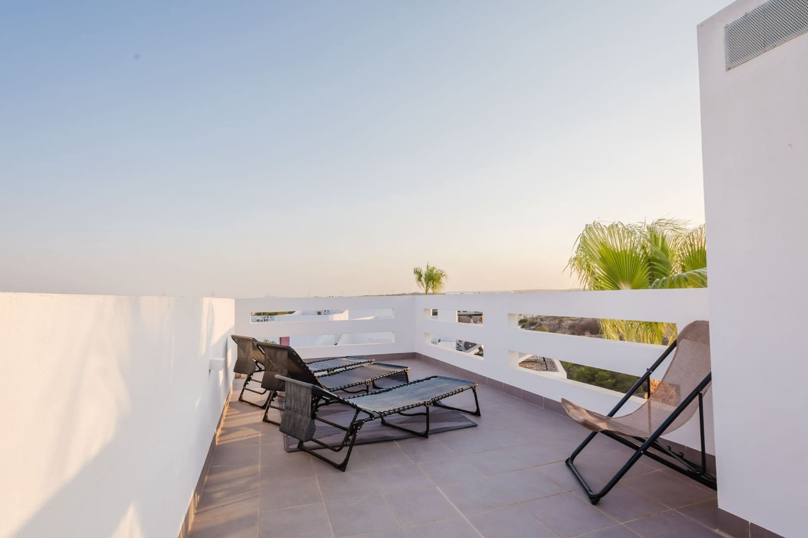 3 quarto Penthouse para venda em Dehesa de Campoamor com piscina garagem - 387 000 € (Ref: 9141403)