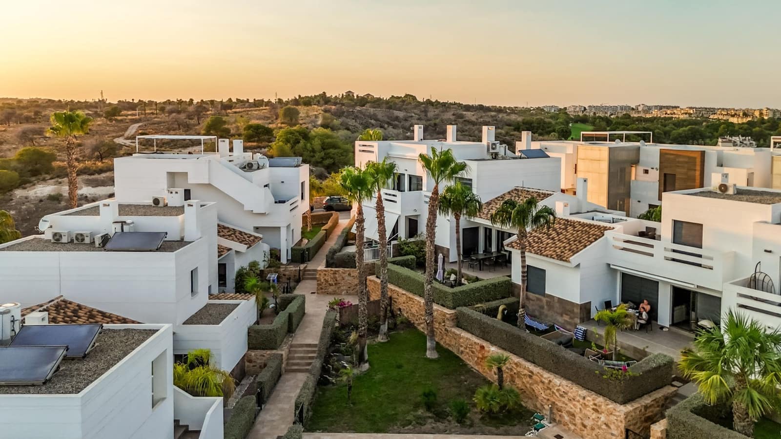 3 quarto Penthouse para venda em Dehesa de Campoamor com piscina garagem - 387 000 € (Ref: 9141403)