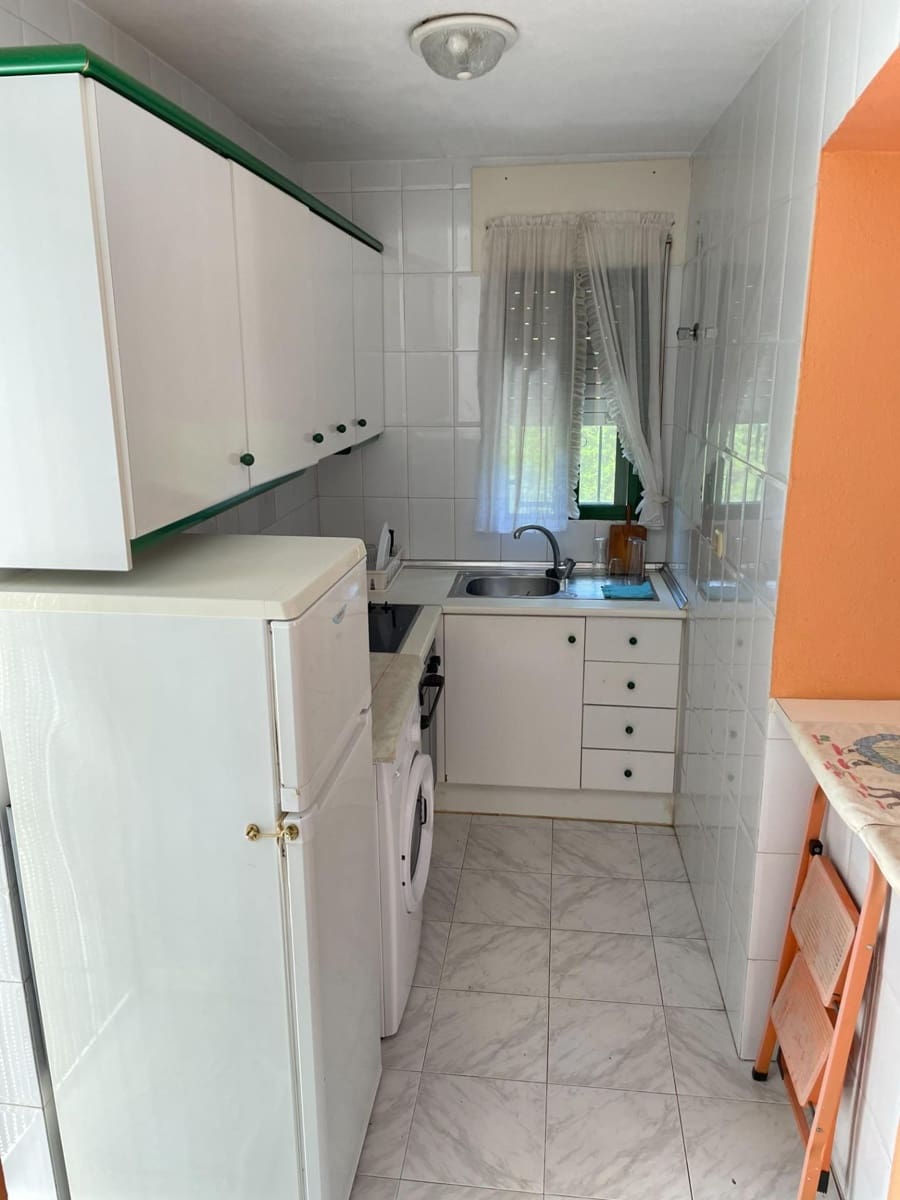 3 soverom Hus til salgs i Torrevieja med svømmebasseng - € 179 990 (Ref: 9141406)