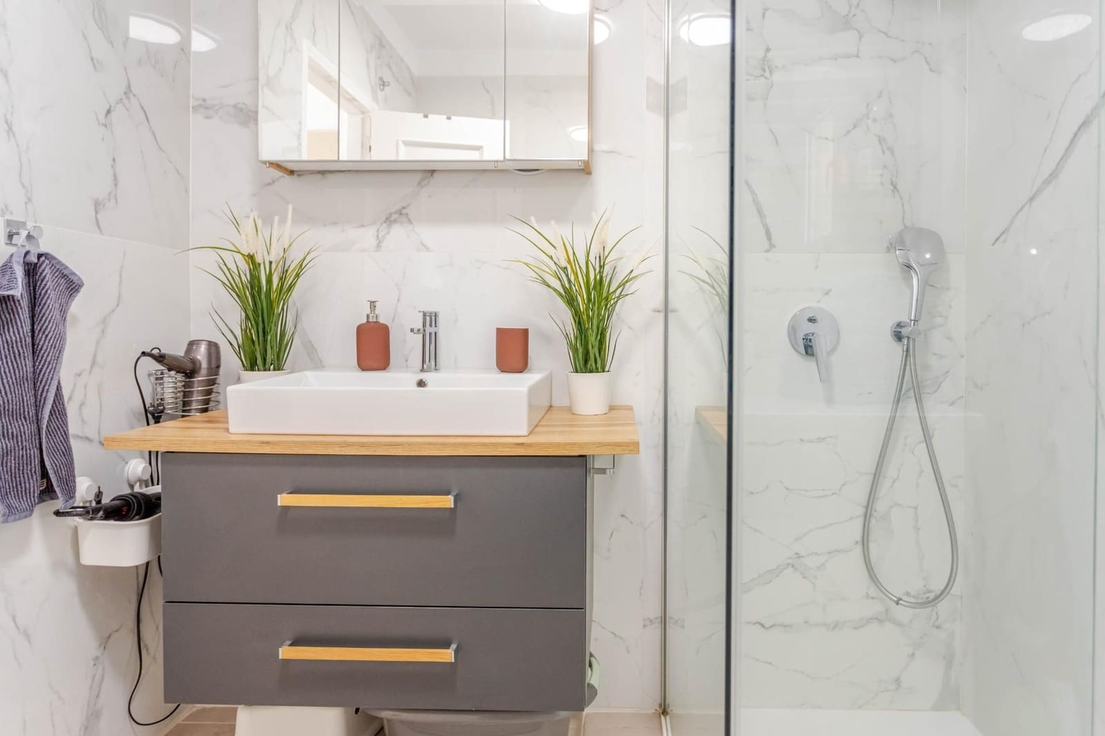 2 bedroom Townhouse for sale in Torrevieja with pool - € 200,000 (Ref: 9206281)