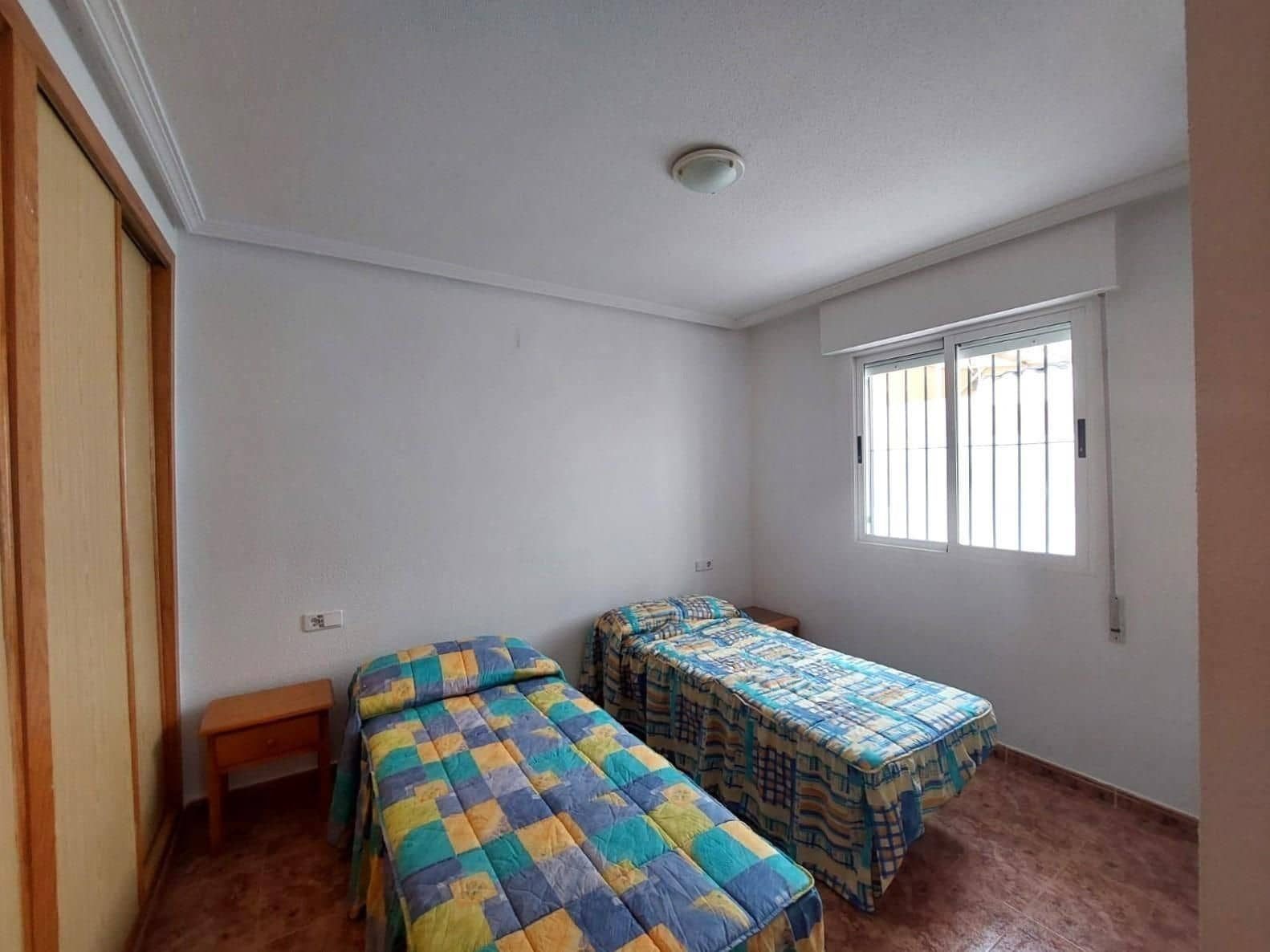 3 sypialnia Dom na sprzedaż w Torrevieja z basenem - 188 000 € (Ref: 9206282)