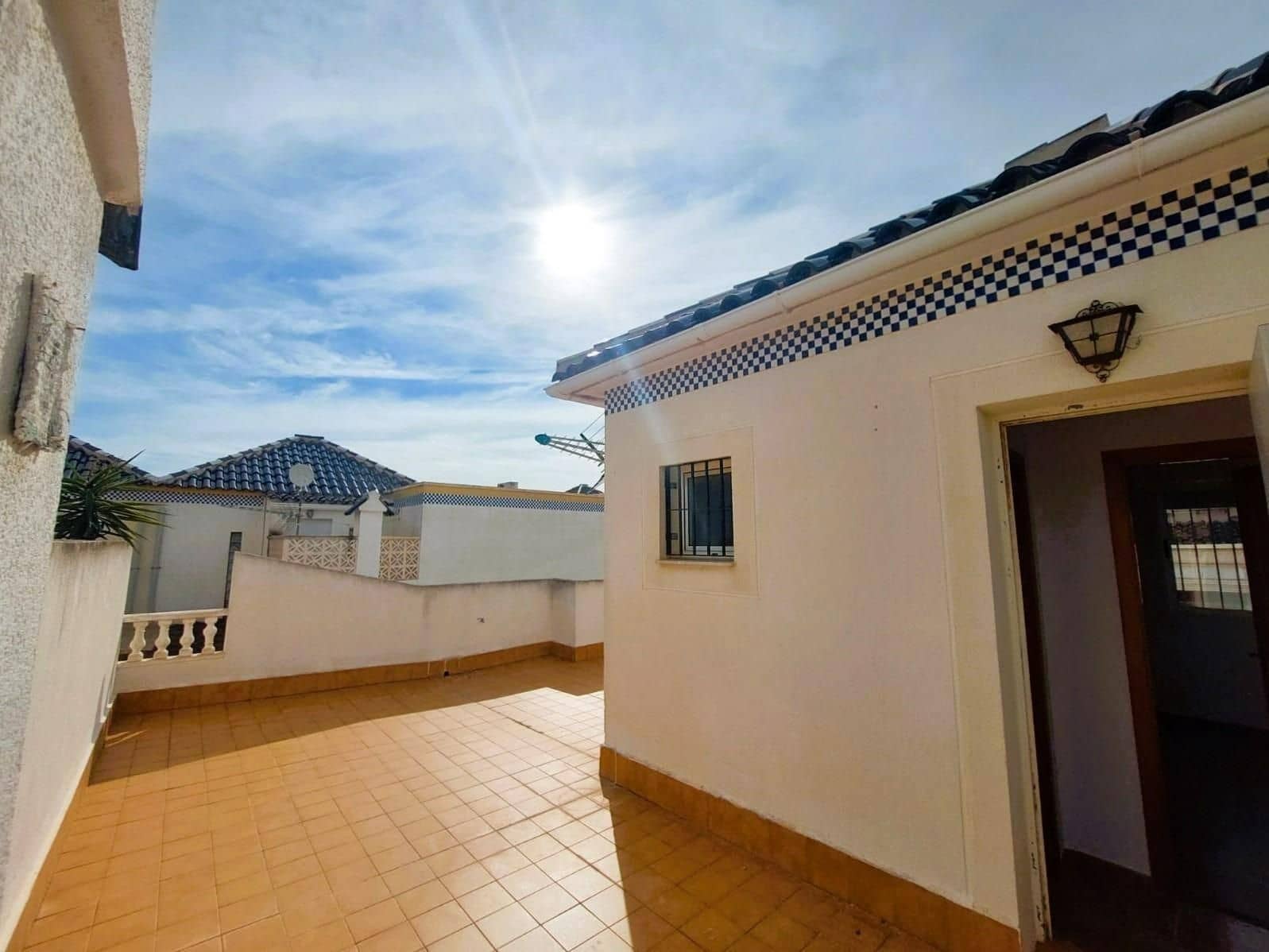 3 sypialnia Dom na sprzedaż w Torrevieja z basenem - 188 000 € (Ref: 9206282)