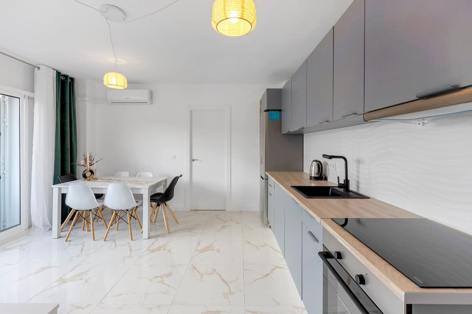 3 bedroom Apartment for sale in Torrevieja - € 199,000 (Ref: 9226241)